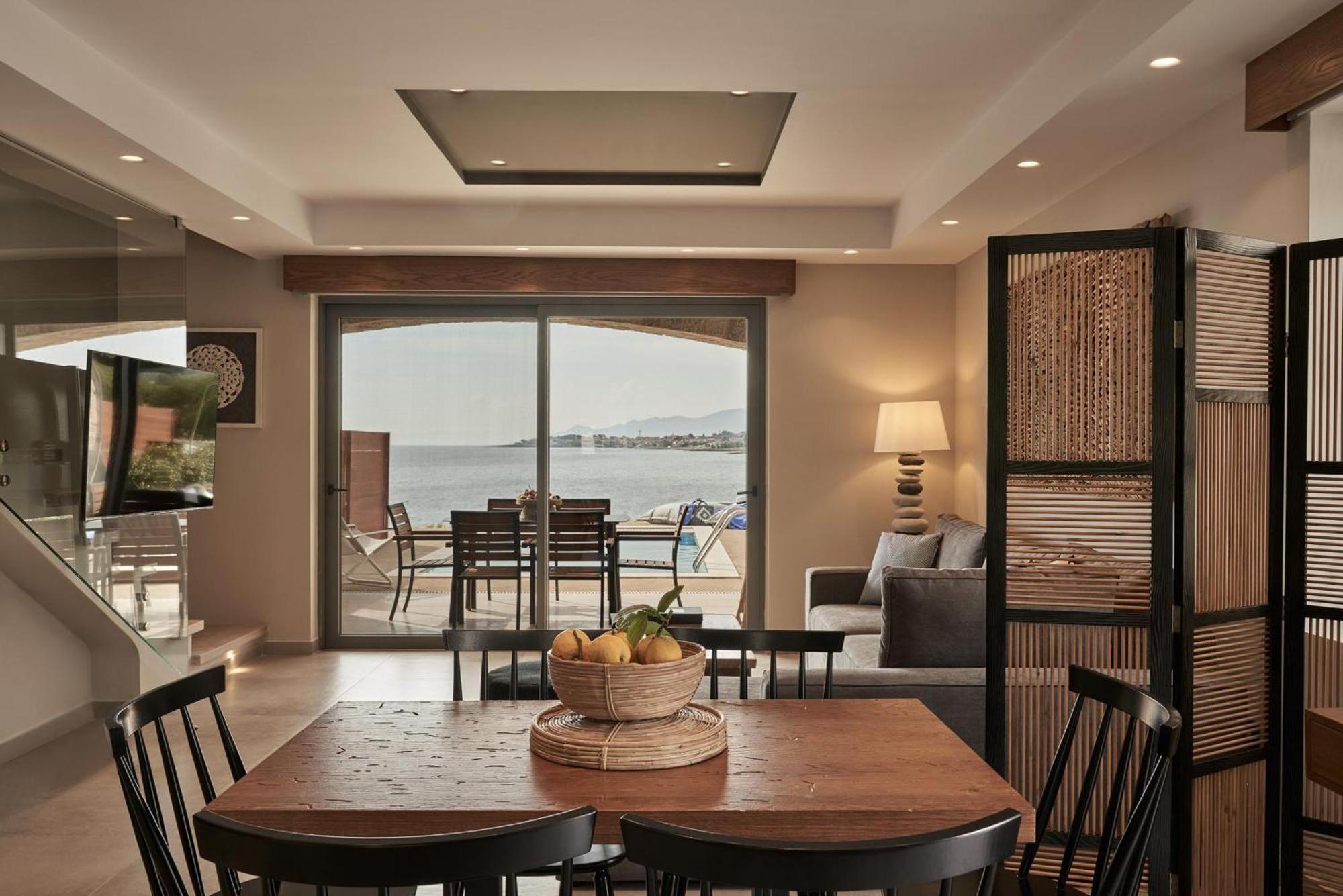 Beachfront Alassa Villas With Private Pools Kotronion  Exteriér fotografie